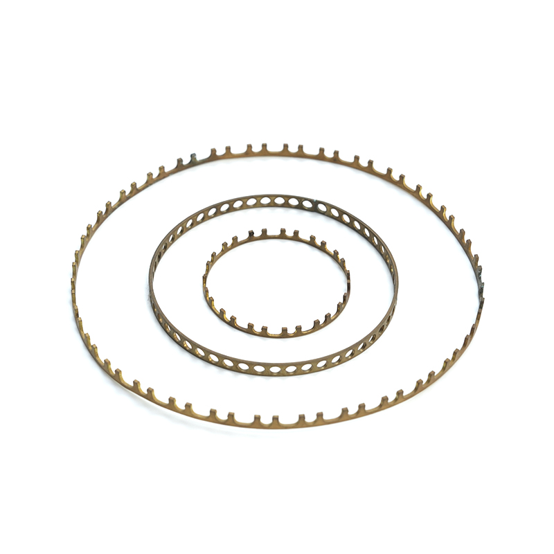 Kuinka kuparin leimausosat toimivat korkeissa lämpötiloissa?