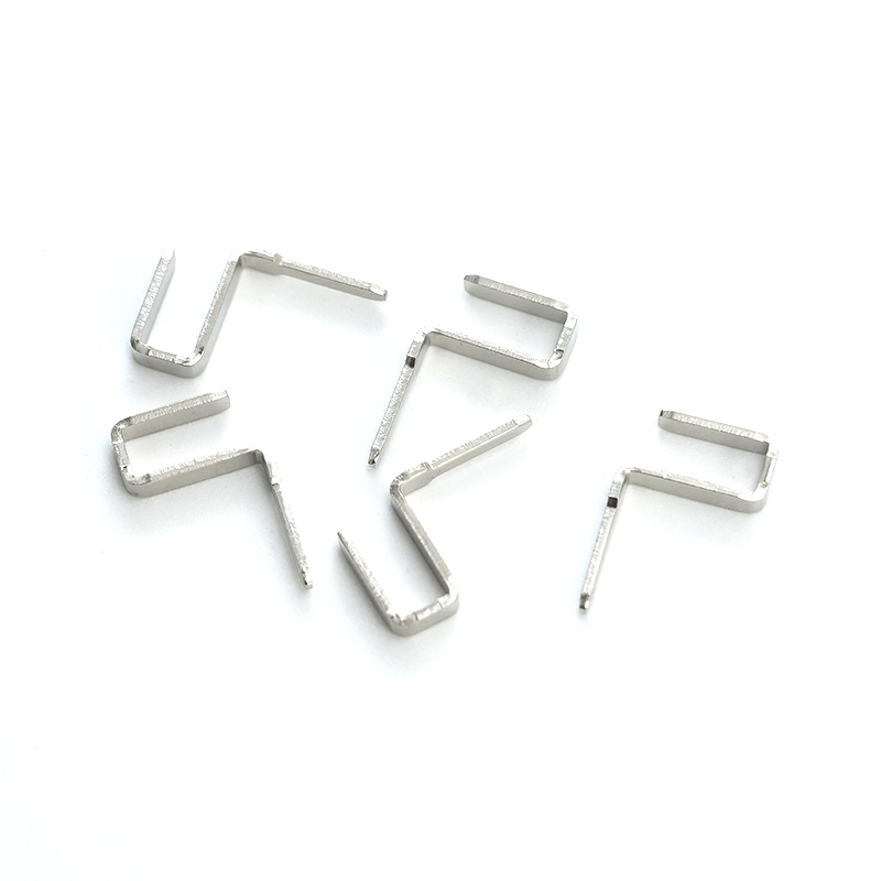 Kuinka kestäviä kuparipohjaiset pinnoitetut leimausosat ovat suuressa rasituksessa?